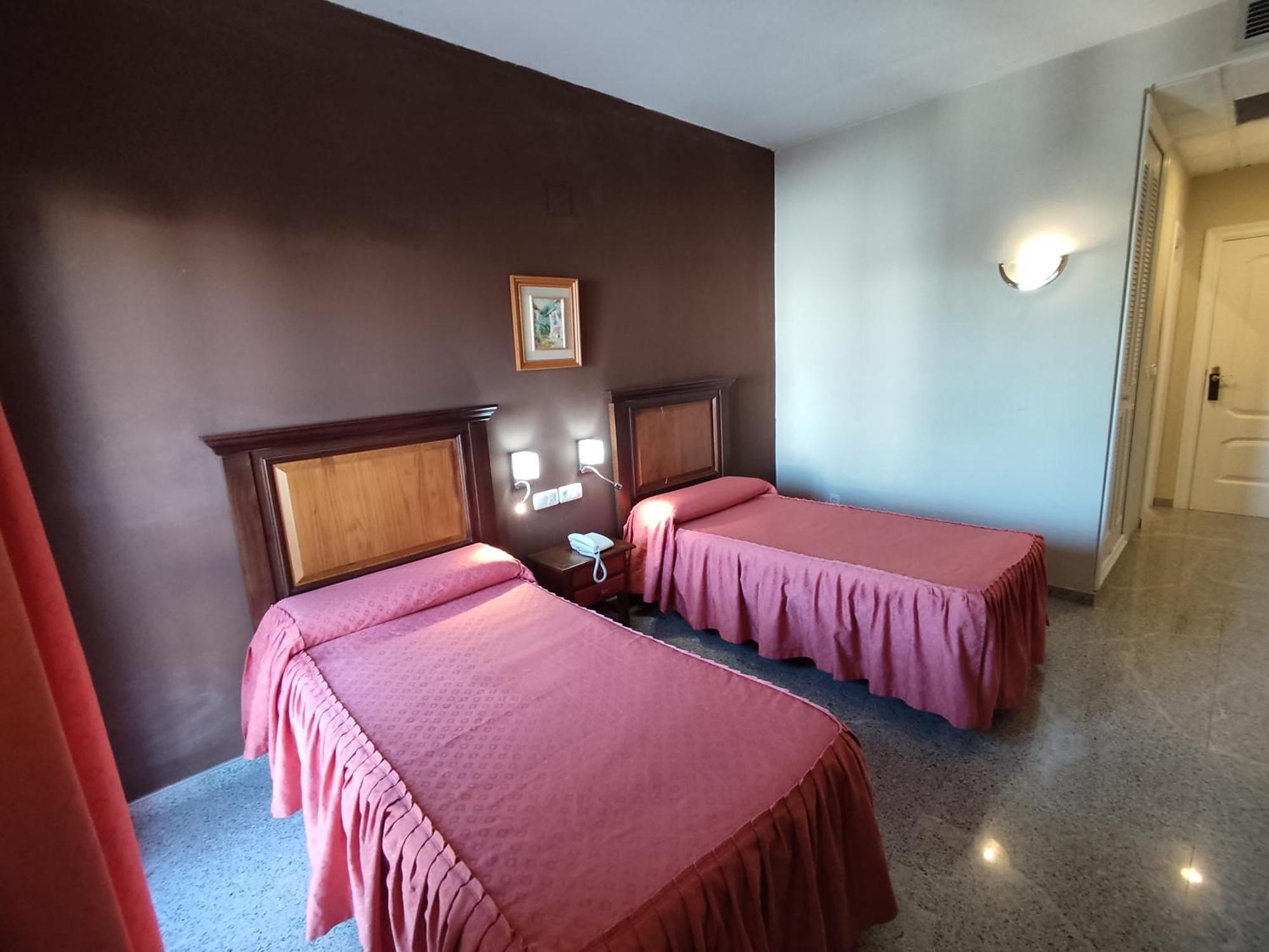 Hotel El Doncel Atarfe Kültér fotó