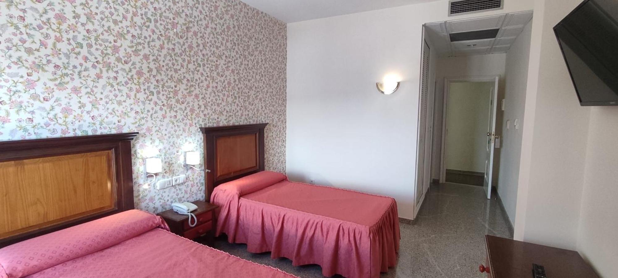 Hotel El Doncel Atarfe Kültér fotó