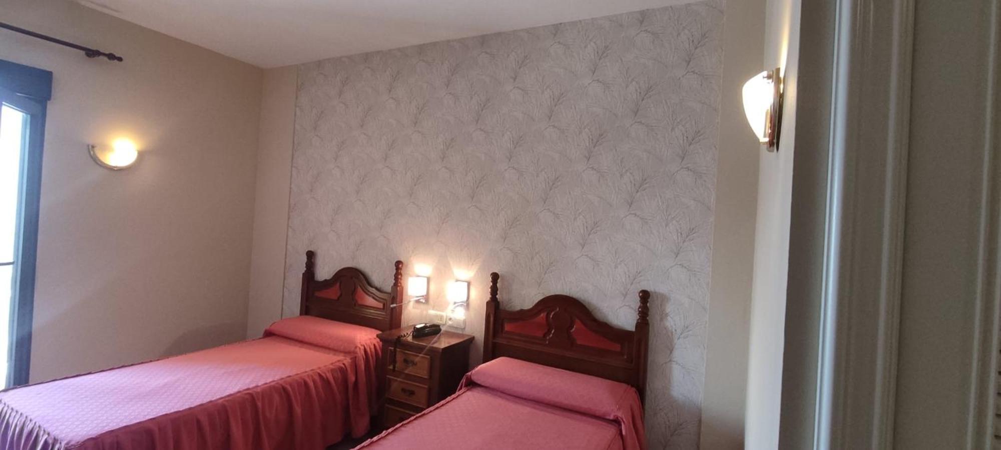 Hotel El Doncel Atarfe Kültér fotó