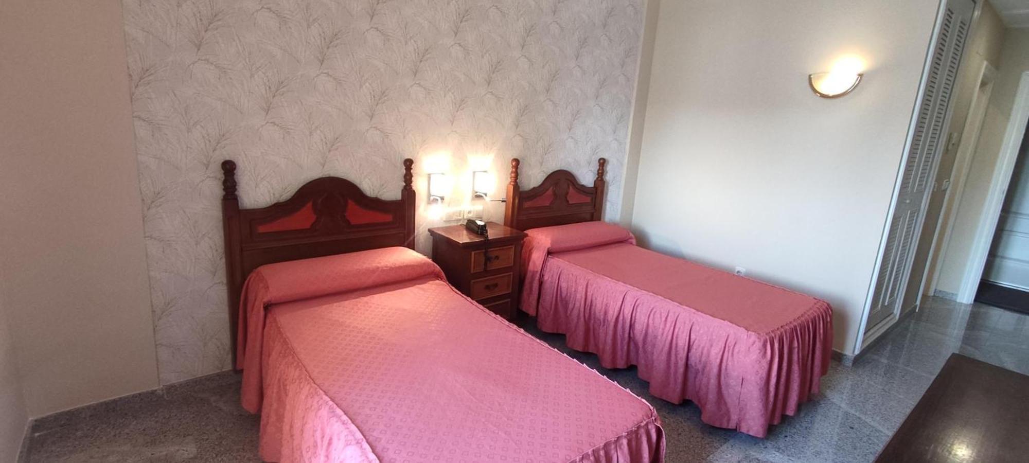 Hotel El Doncel Atarfe Kültér fotó