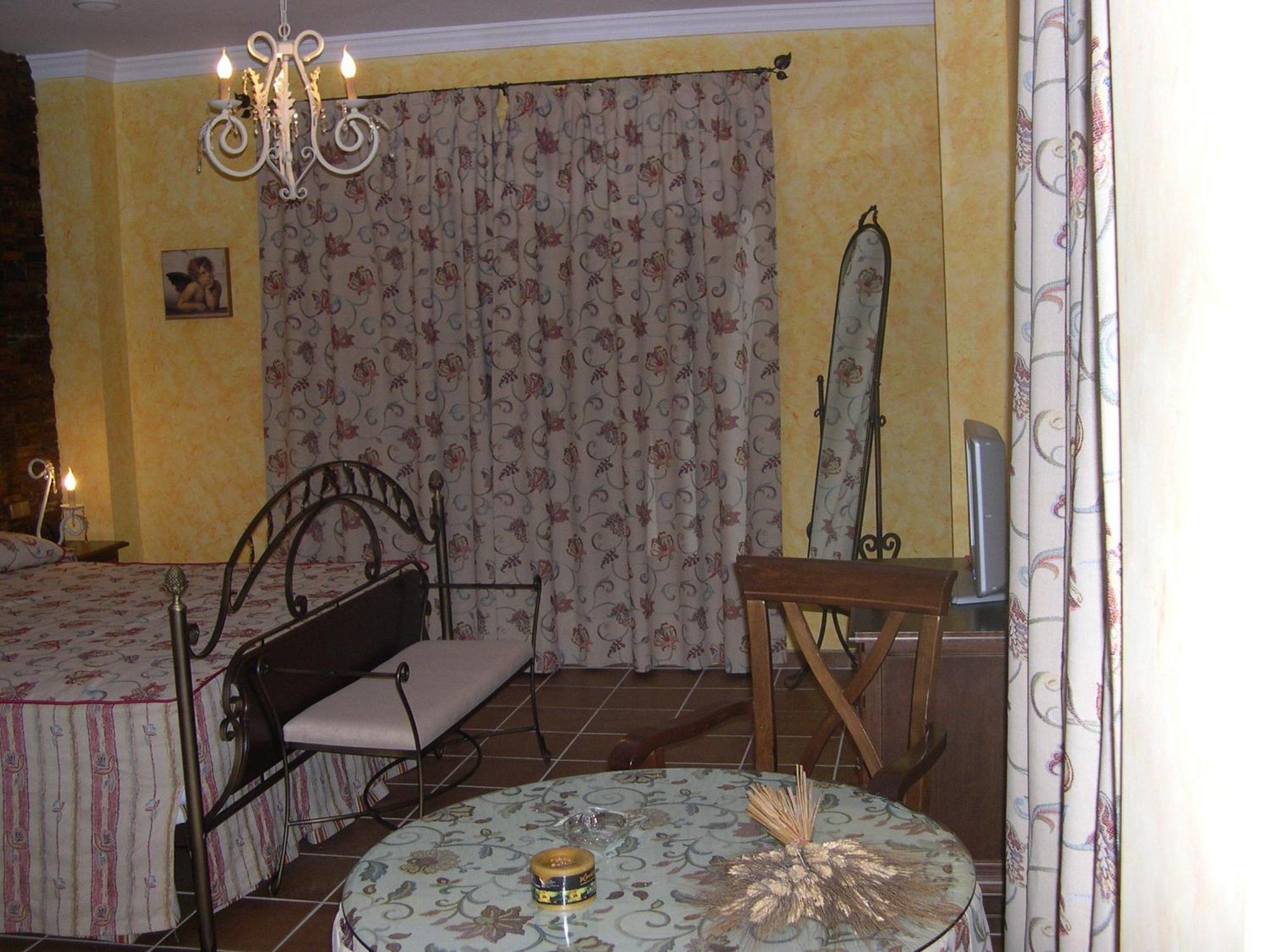Hotel El Doncel Atarfe Szoba fotó